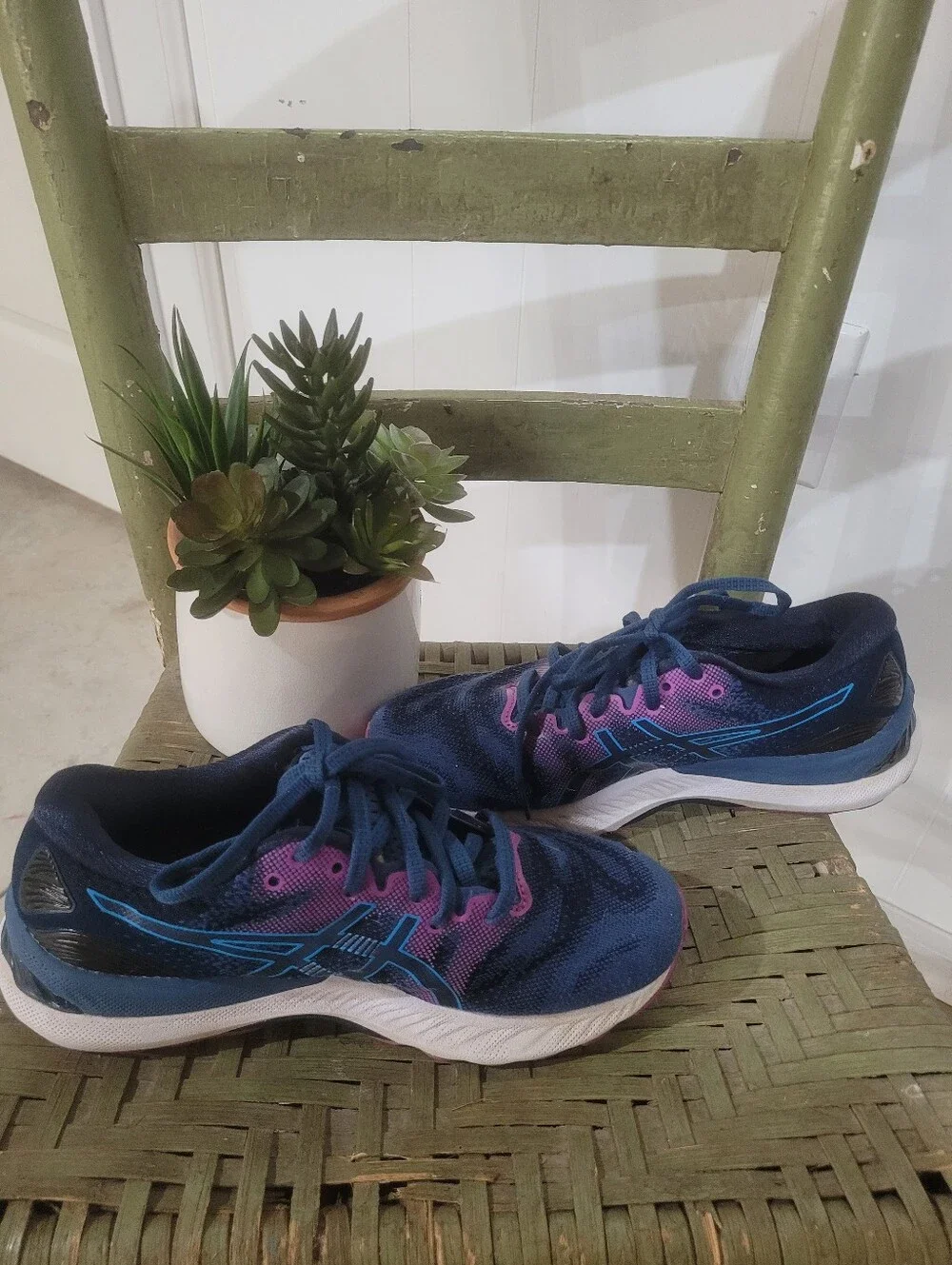 Asics Women's Gel Nimbus 23 Navy Pink Athletic Running Sneakers Size 7.5